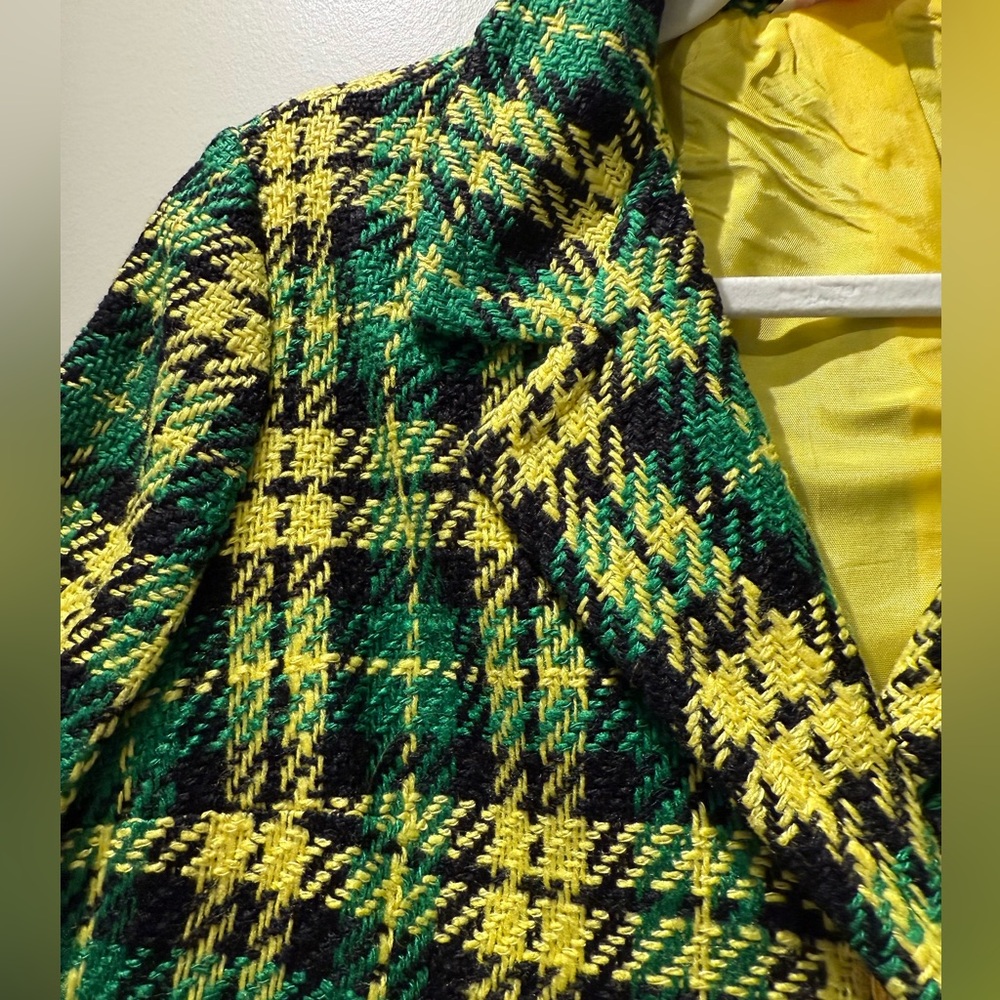 Vintage 1970s “Juniorite” Green & Yellow Tweed Plaid Blazer With Gold Buttons - Picture 4 of 5